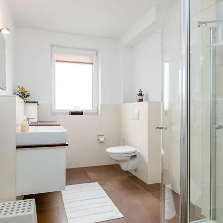 Seaside Apartman *